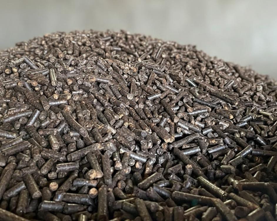 PREMIUM MIXED BIOMASS PELLET